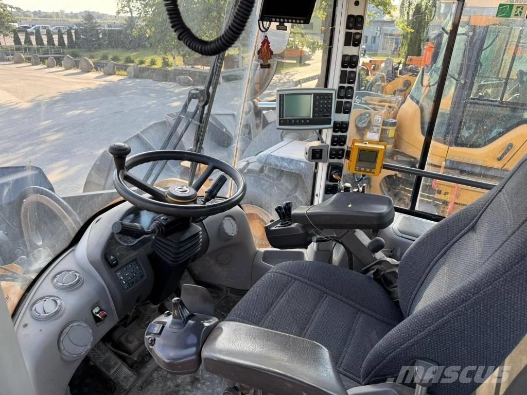 Volvo L 220 H Chargeuse sur pneus