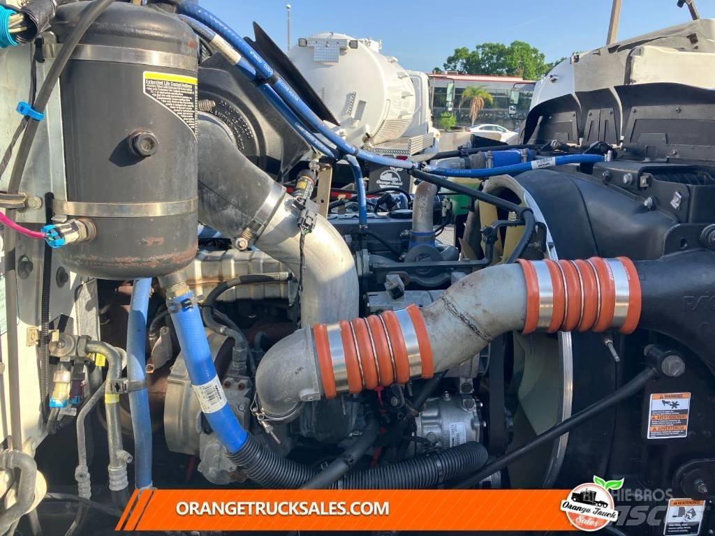 Peterbilt 337 Camion Fourgon