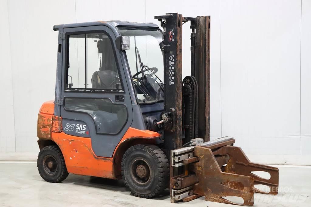 Toyota 62-7FDF25 Chariots diesel