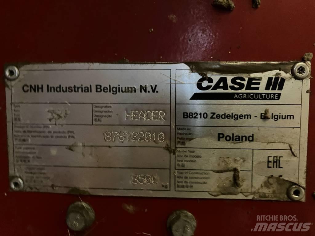 Case IH Axial 8240 Moissonneuse batteuse