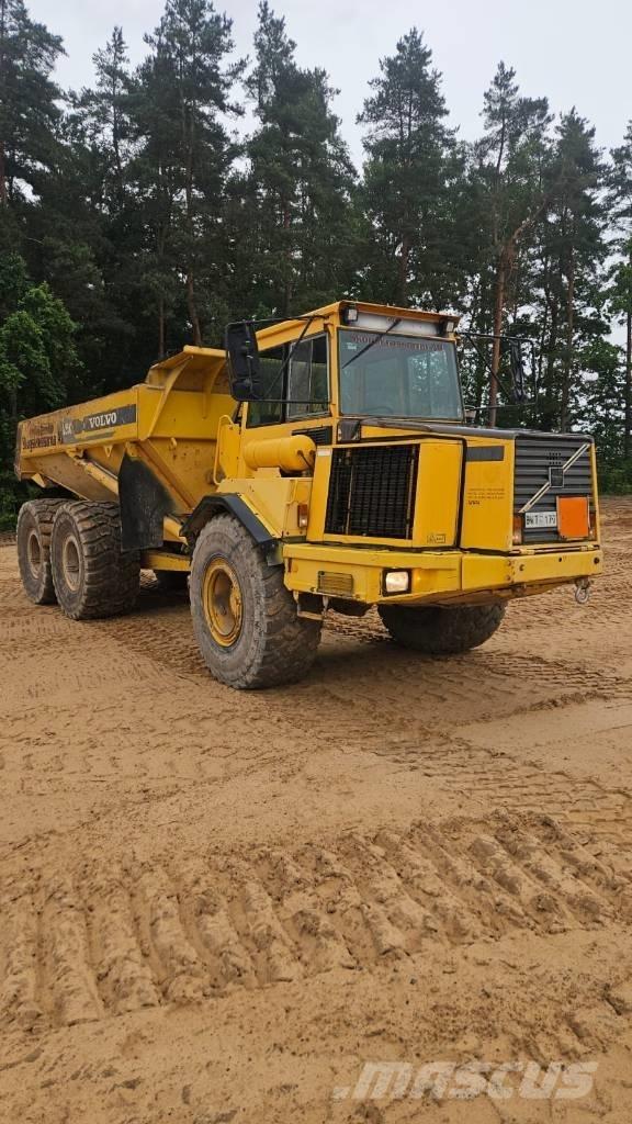 Volvo A 25 C Tombereau articulé
