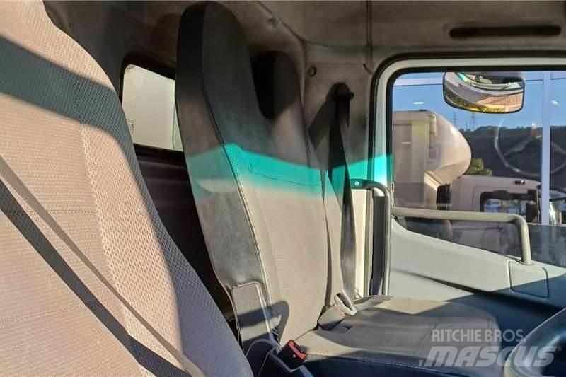 Fuso FJ 26-280 Autre camion