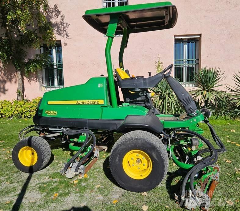 John Deere 7500 A Tondeuses pour fairway