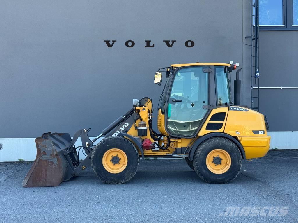Volvo L 25 F Chargeuse sur pneus