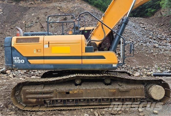 Hyundai HX 300 Pelle sur chenilles