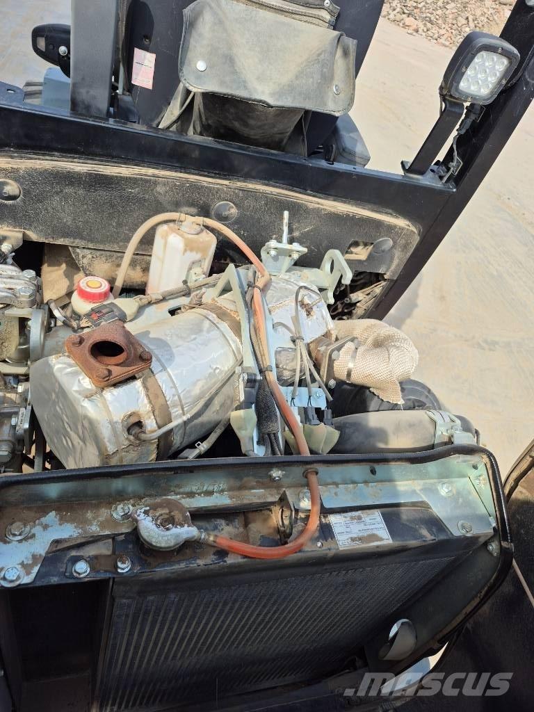 GiANT V 452 T HD Mini chargeuse