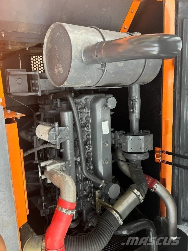 Develon DX 225 LCA Mini pelle 7t-12t