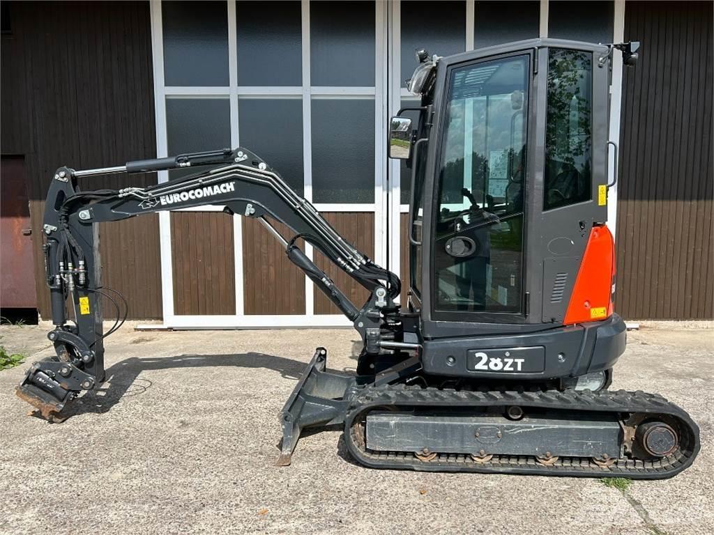 Eurocomach 28ZT Mini pelle < 7t