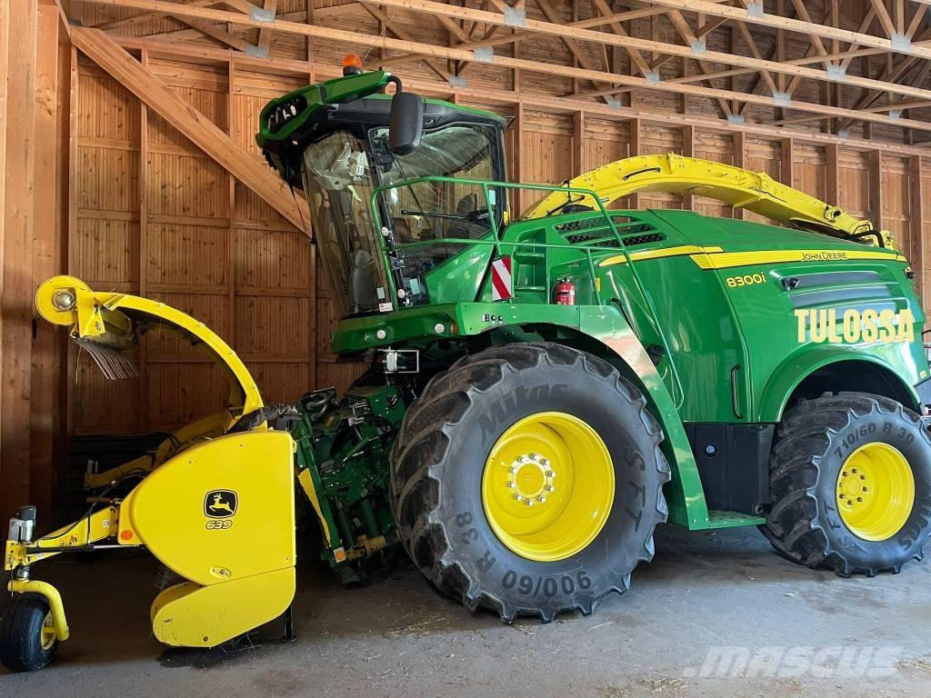 John Deere 8300 Ensileuse automotrice