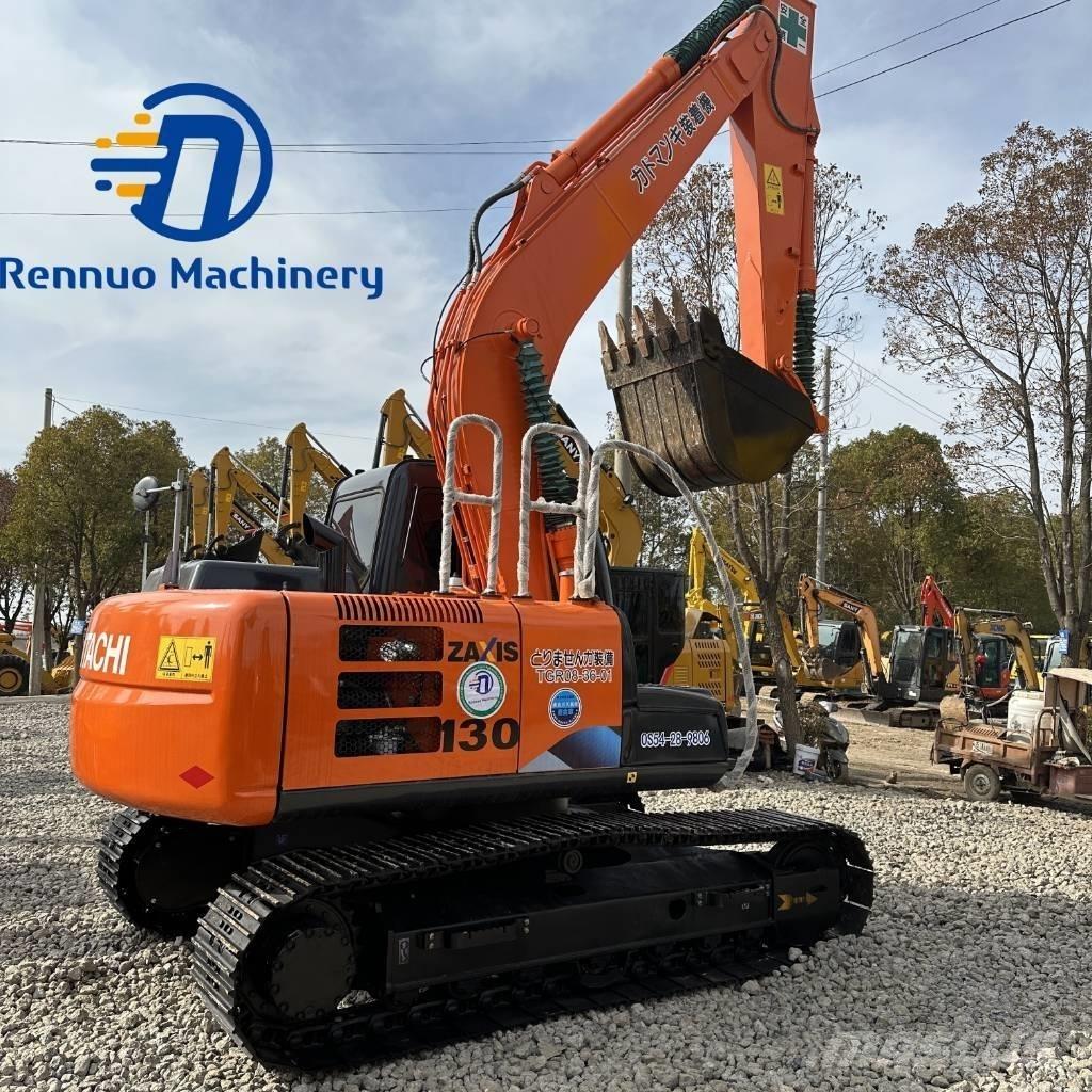 Hitachi ZX 130 Pelle sur chenilles