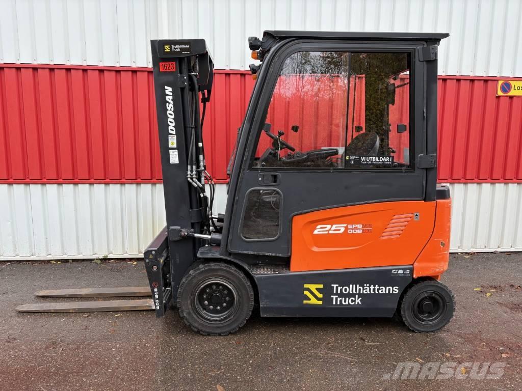 Doosan B 25 X-7 Chariots élévateurs électriques