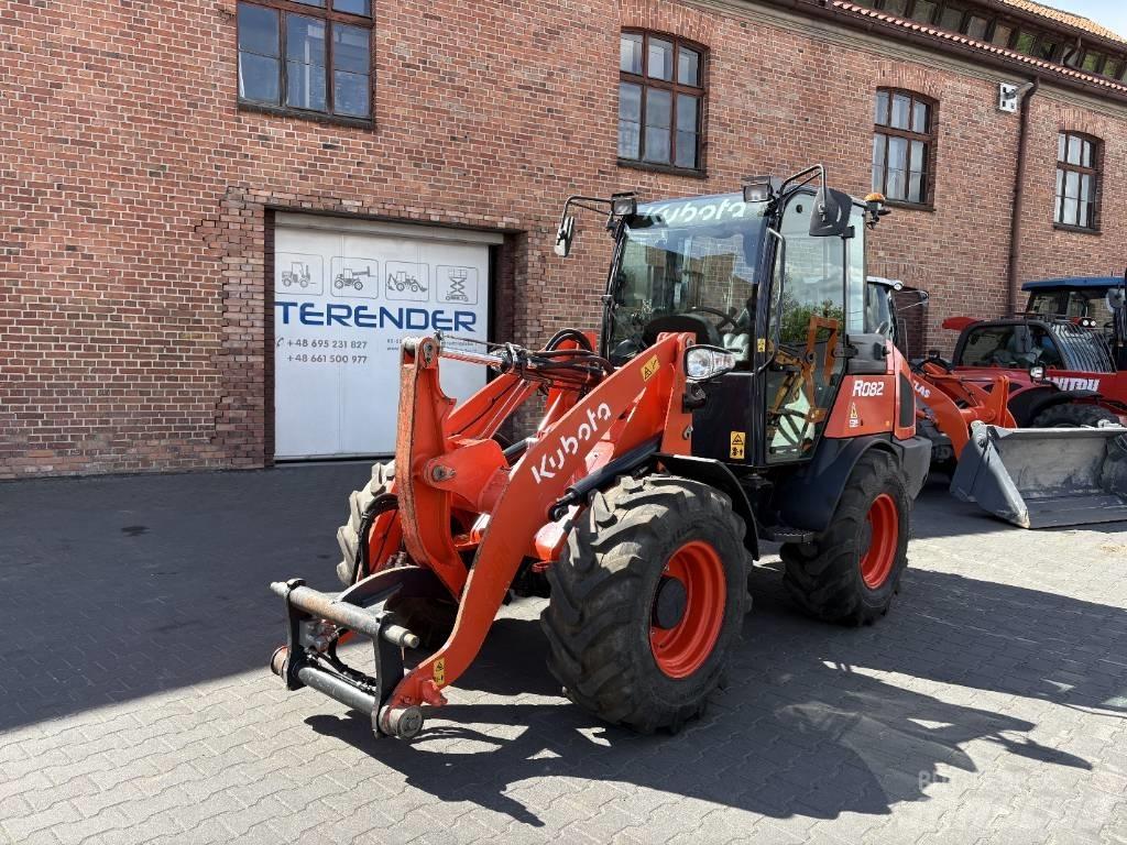 Kubota R 082 Chargeuse sur pneus