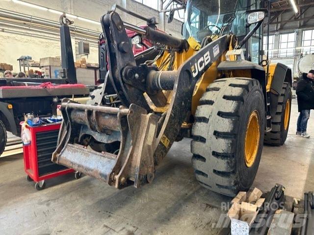 JCB 427 ZX T4 Tractopelle