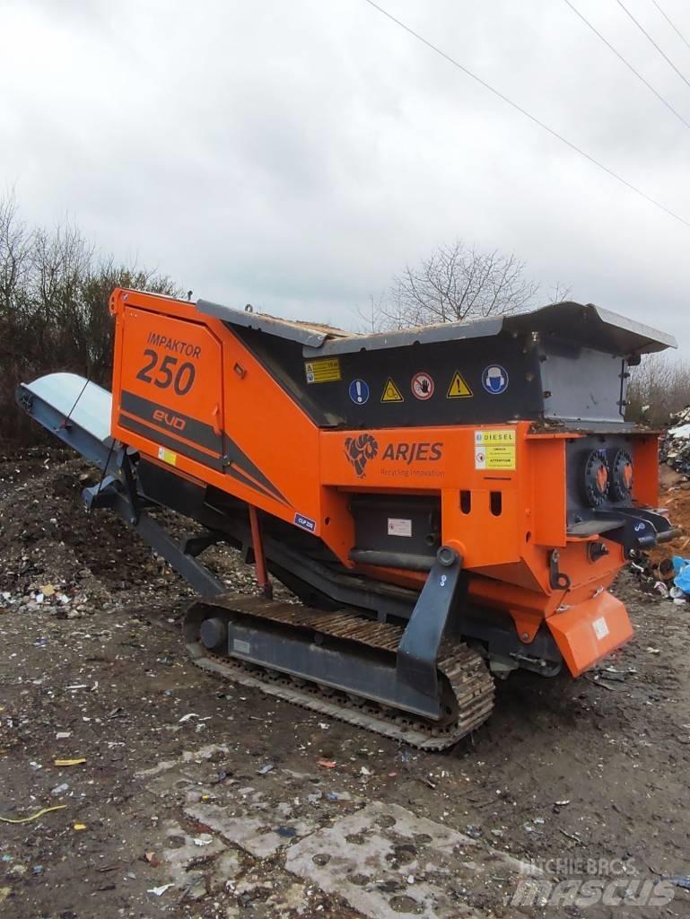 Arjes Impaktor 250 Broyeur à déchets