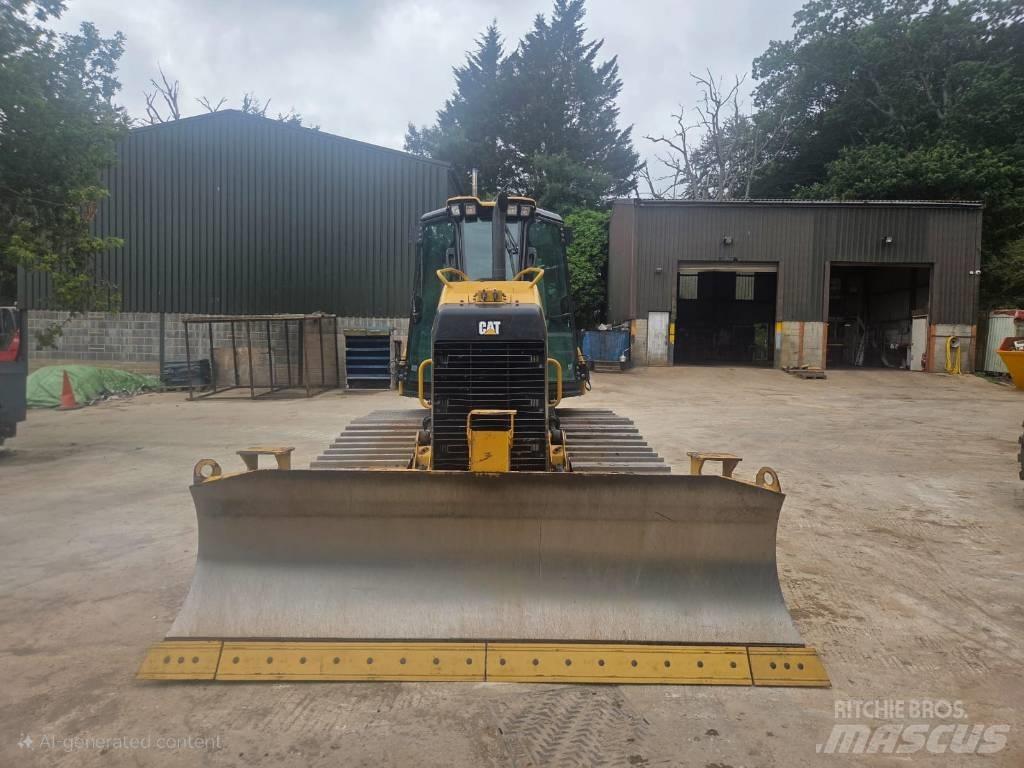CAT D 4 K 2 LGP Bouteurs sur chenilles