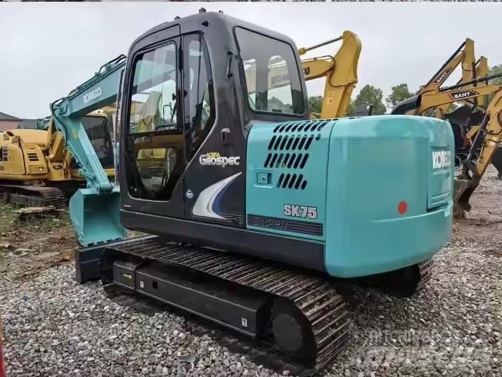 Kobelco SK75 Pelle sur chenilles