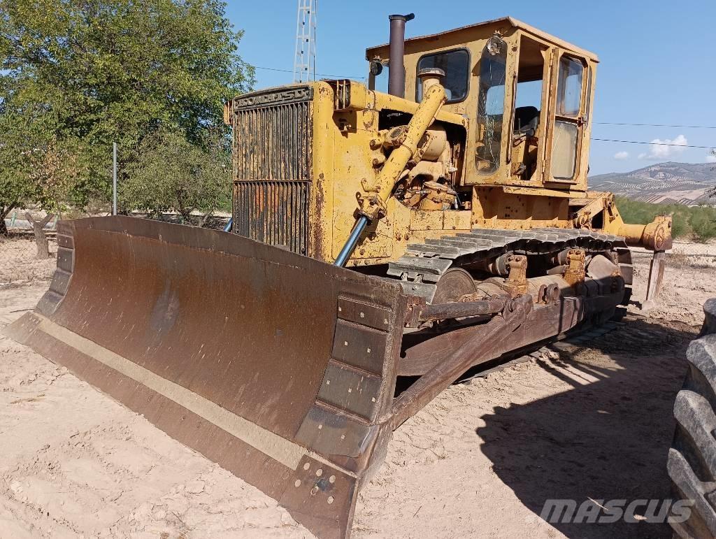 Komatsu D 85 A-12 Bouteurs sur chenilles
