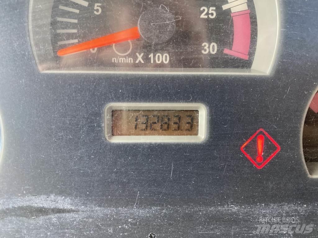 CAT 422 F TURBO Tractopelle