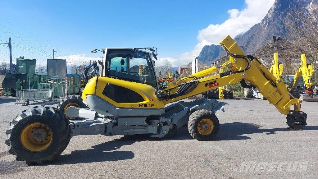 Menzi Muck M535 Pelle sur pneus
