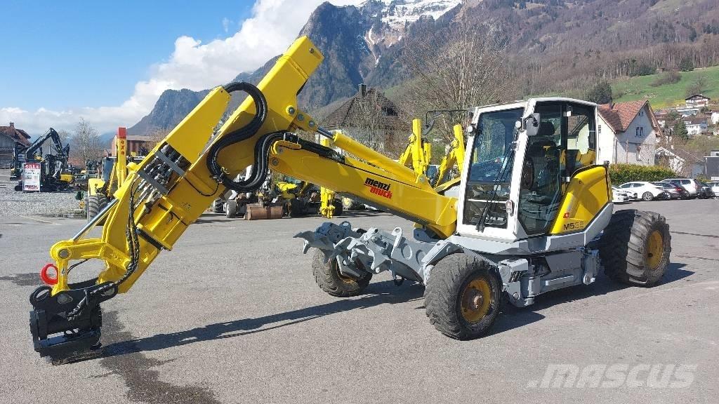 Menzi Muck M535 Pelle sur pneus