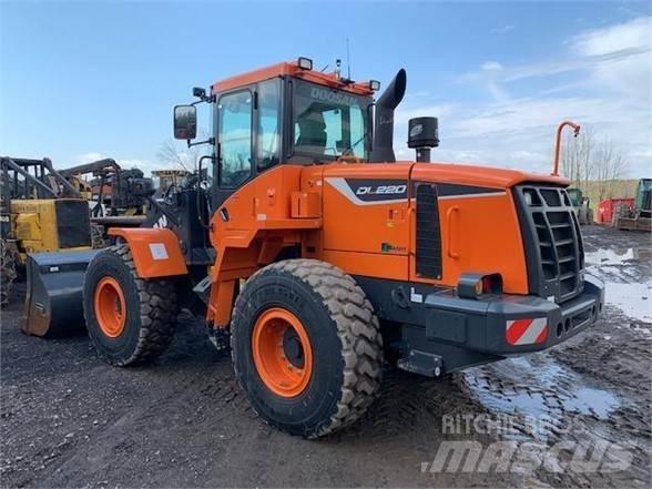 Doosan DL220-5 Chargeuse sur pneus