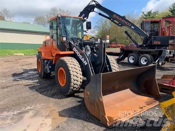 Doosan DL220-5 Chargeuse sur pneus