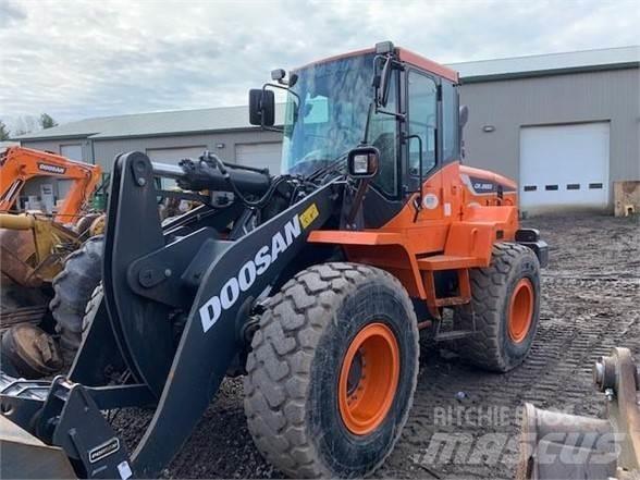 Doosan DL280-5 Chargeuse sur pneus
