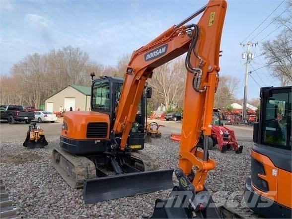 Doosan DX62R-3 Pelle sur chenilles