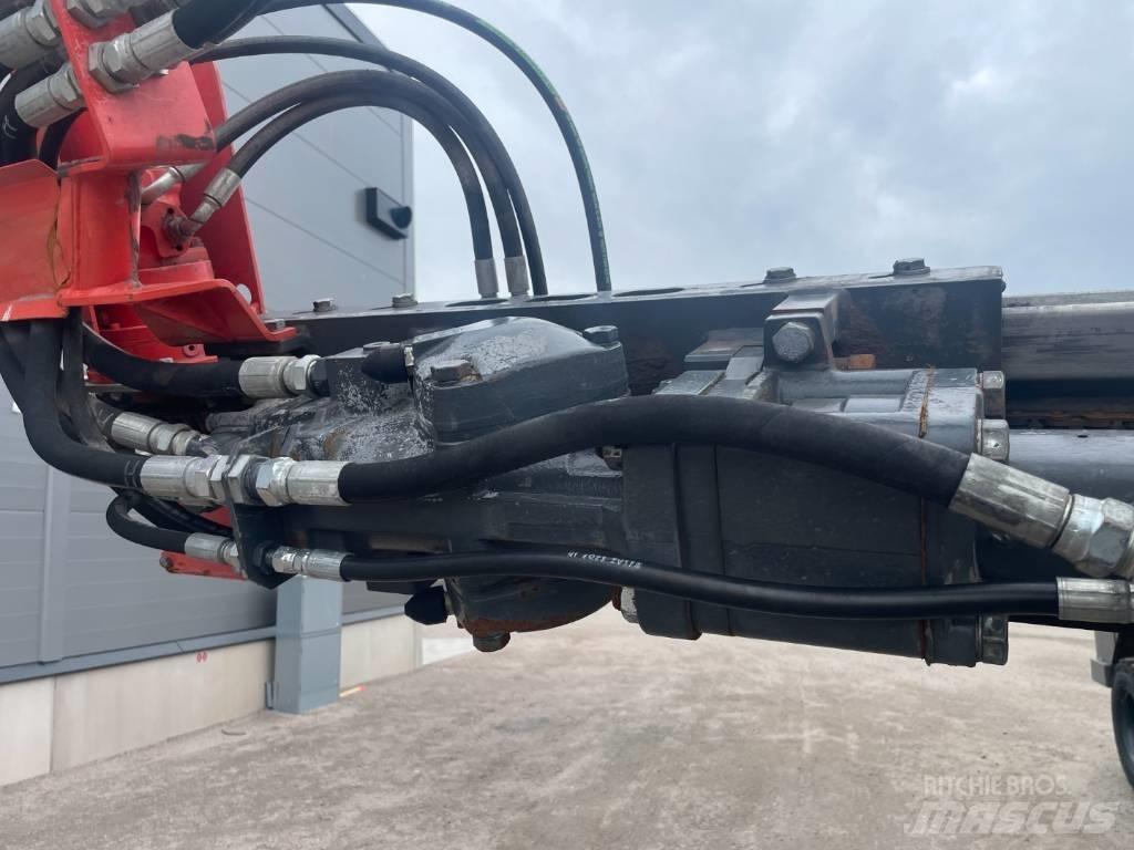 Sandvik DC300Ri Foreuse de surface