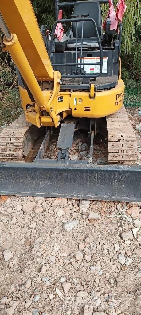 Komatsu PC35 Mini pelle < 7t