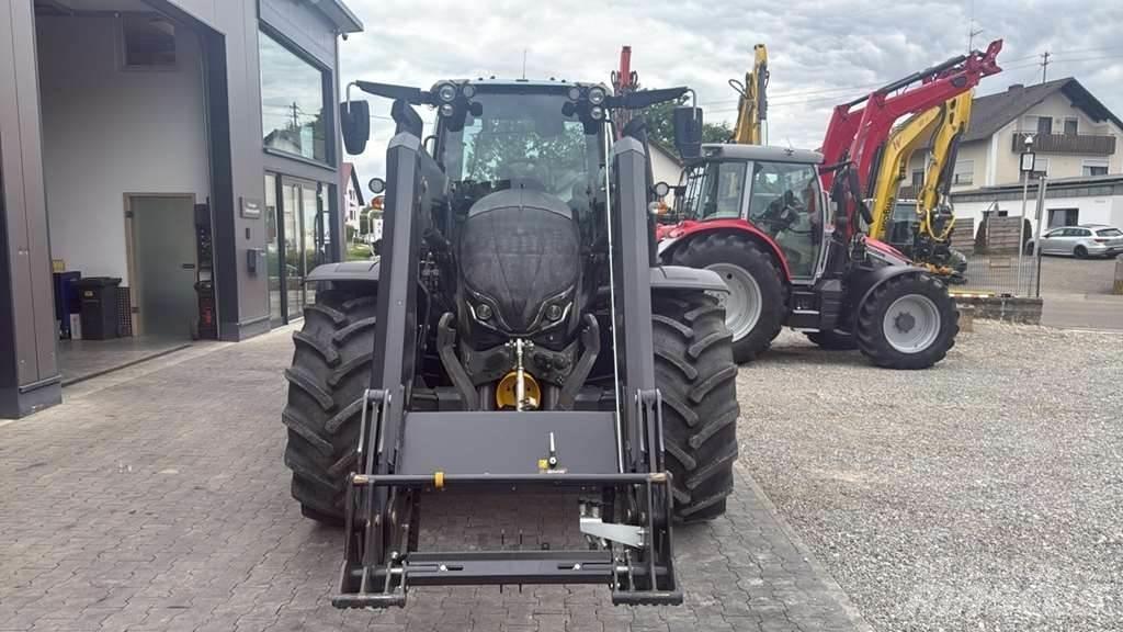 Valtra N175 Tracteur