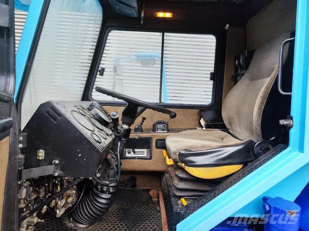 Liebherr LTM 1025 Grues tout terrain