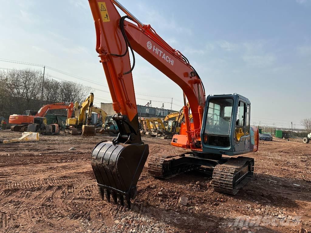 Hitachi EX 120 Pelle sur chenilles