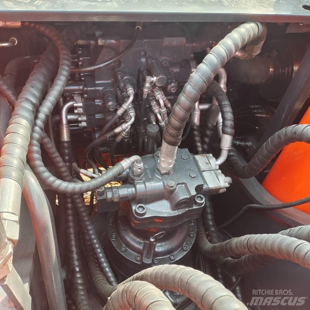 Doosan DX225LC-9C Pelle sur chenilles