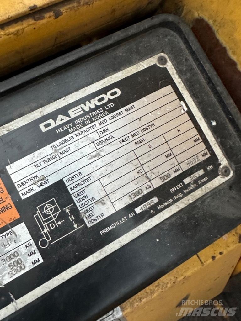 Daewoo G30E Chariots GPL