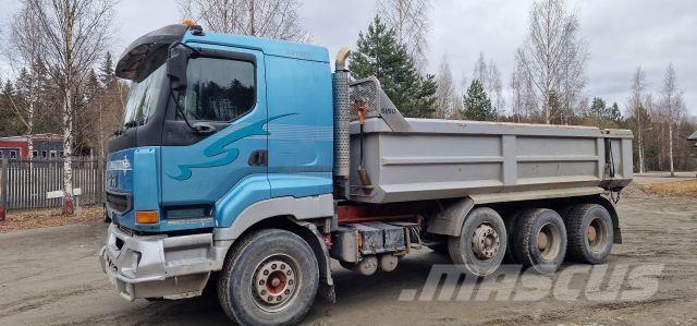 Sisu E14M K Camion benne