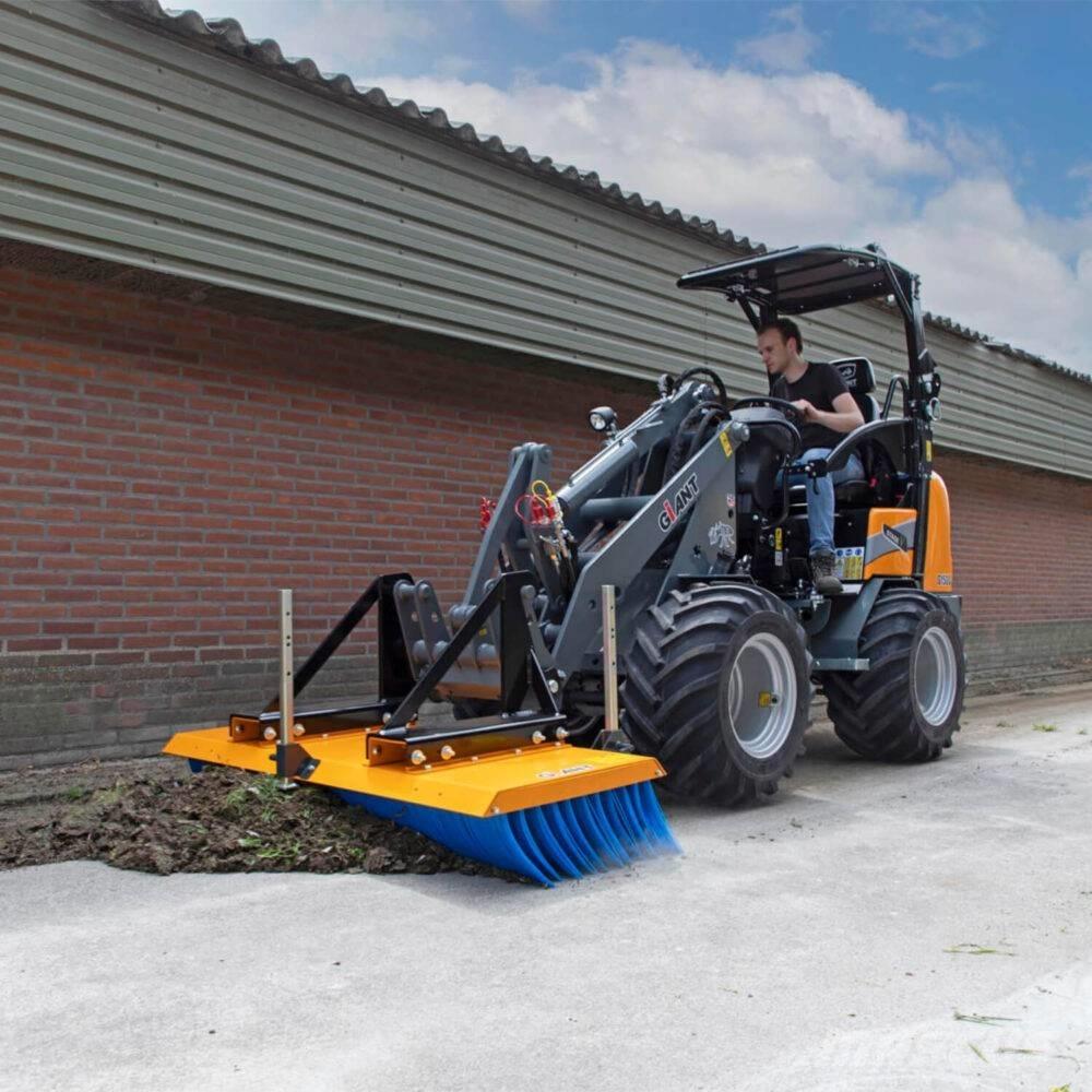 GiANT G 1500 Chargeuse sur pneus