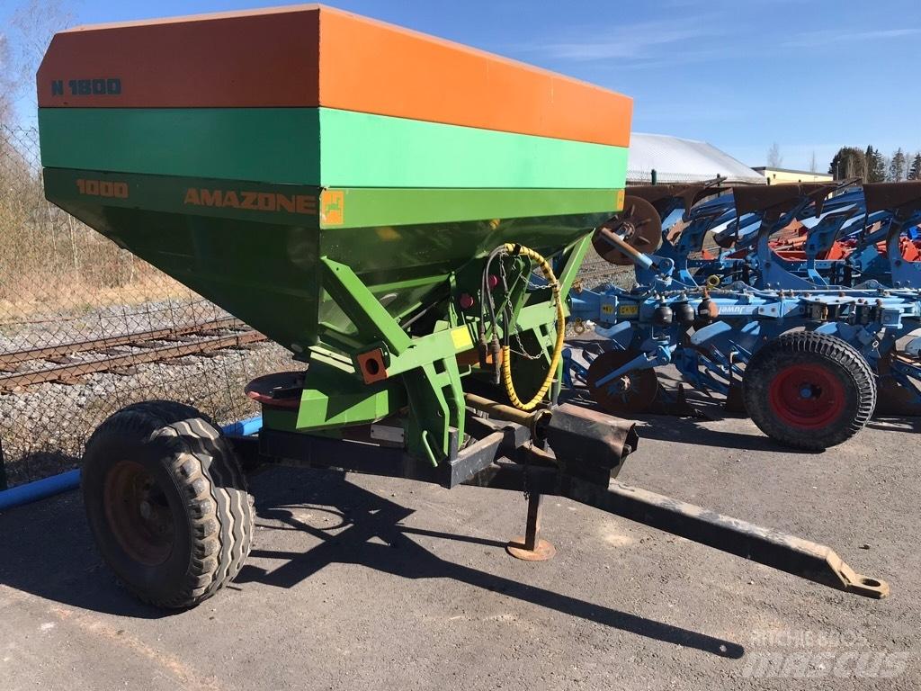 Amazone ZA-M 1800 Semoir à engrais