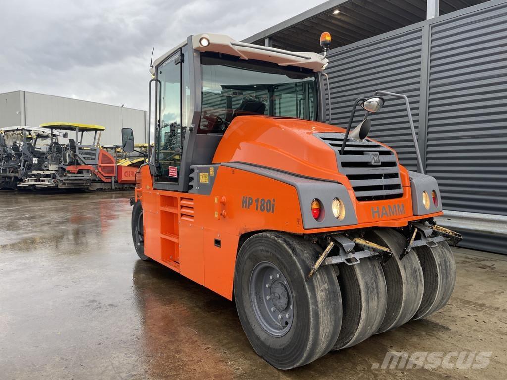 Hamm HP 180I Rouleaux à pneumatiques