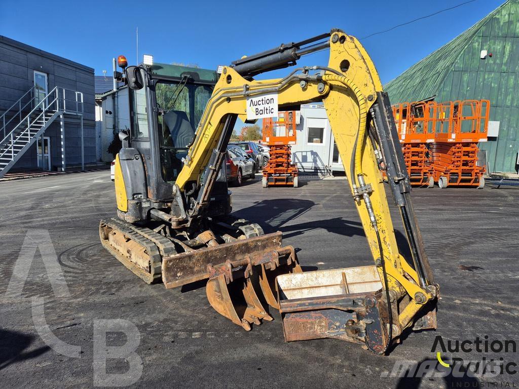 Yanmar Vio 33 U Mini pelle < 7t