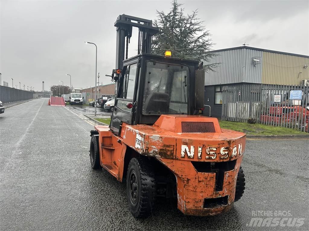 Nissan 20ZVF05H70U Chariots diesel