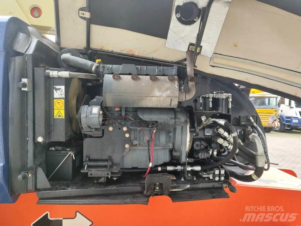 JLG 860 SJ Nacelles télescopiques