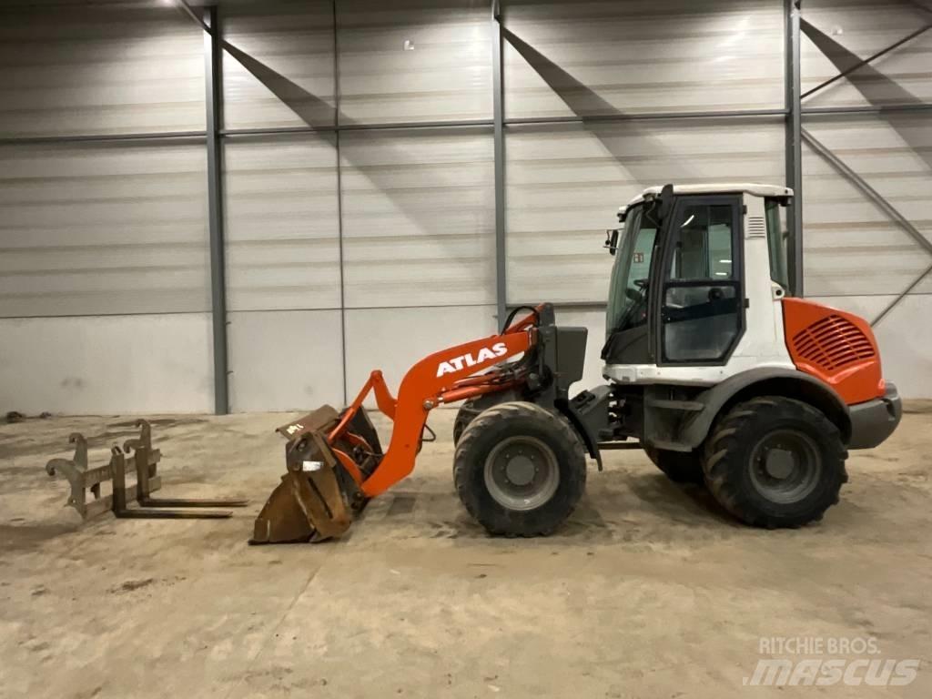 Atlas 75 S Chargeuse sur pneus
