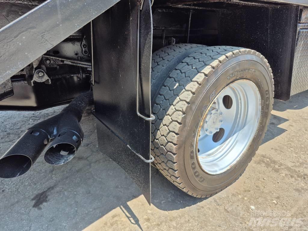 Ford F 550 Utilitaire benne