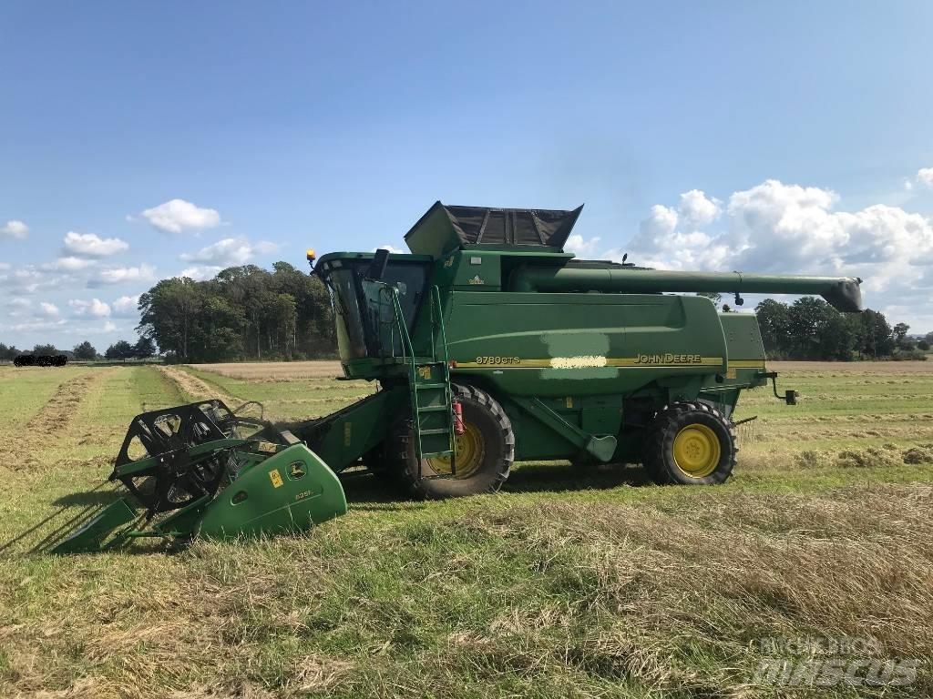 John Deere 9780 CTS Moissonneuse batteuse