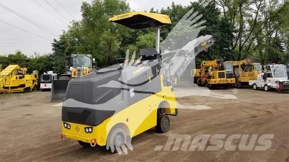 Bomag BM600/15 Fraiseuse à froid