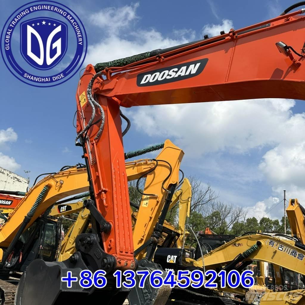 Doosan DX300LC-9C Pelle sur chenilles