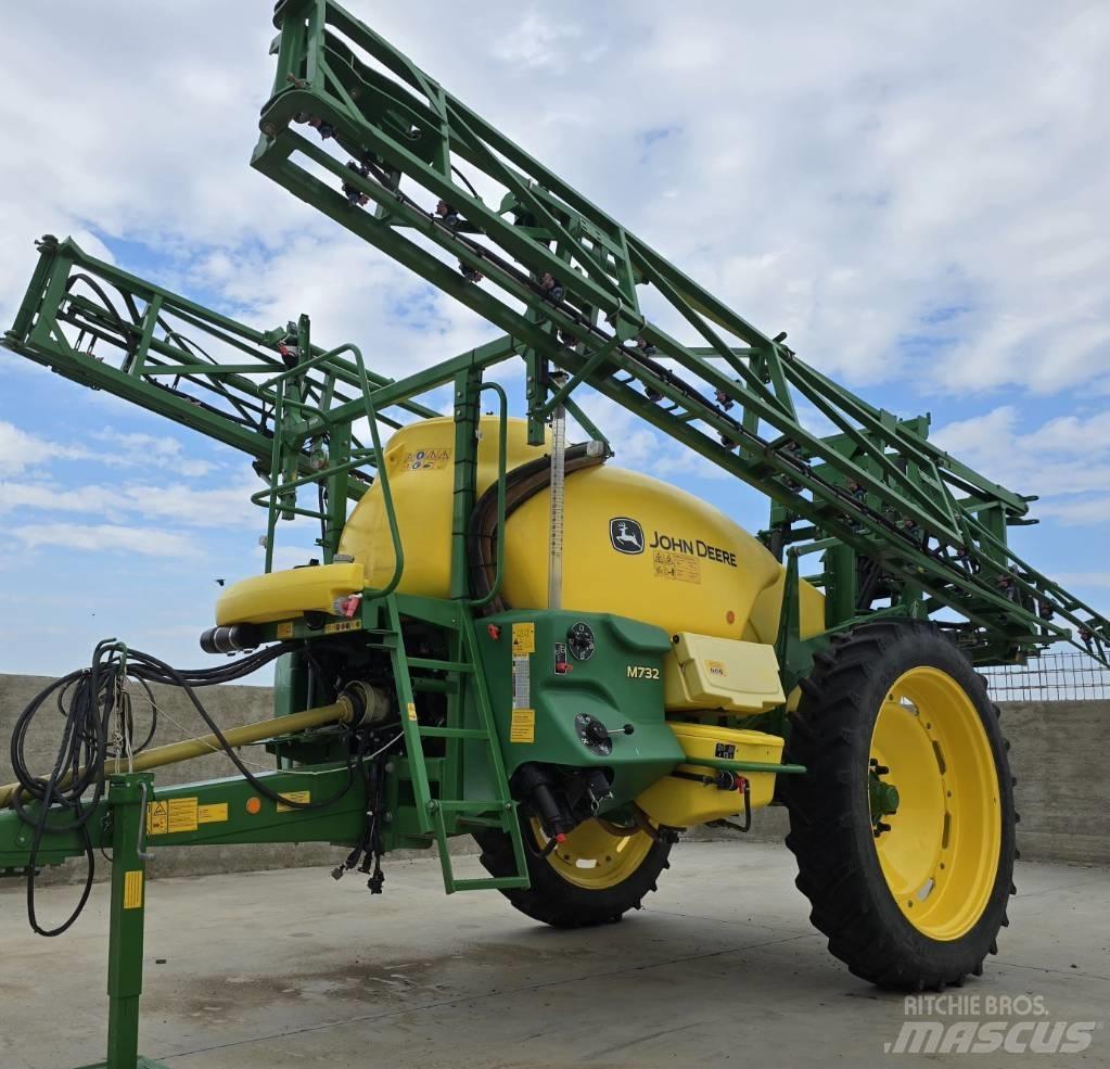 John Deere M 732 Pulvérisateurs traînés