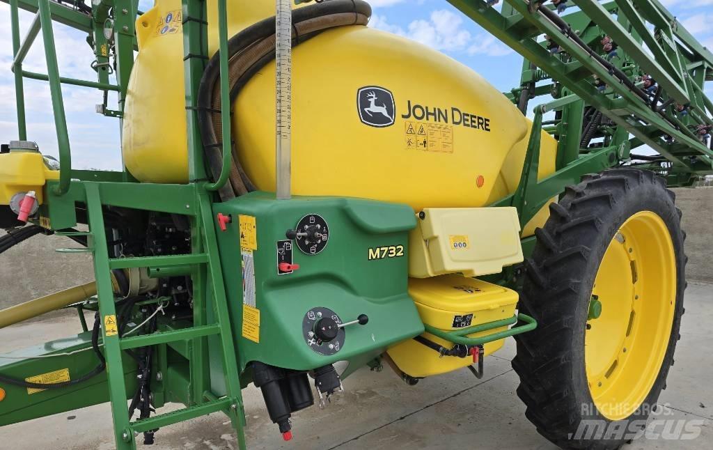 John Deere M 732 Pulvérisateurs traînés