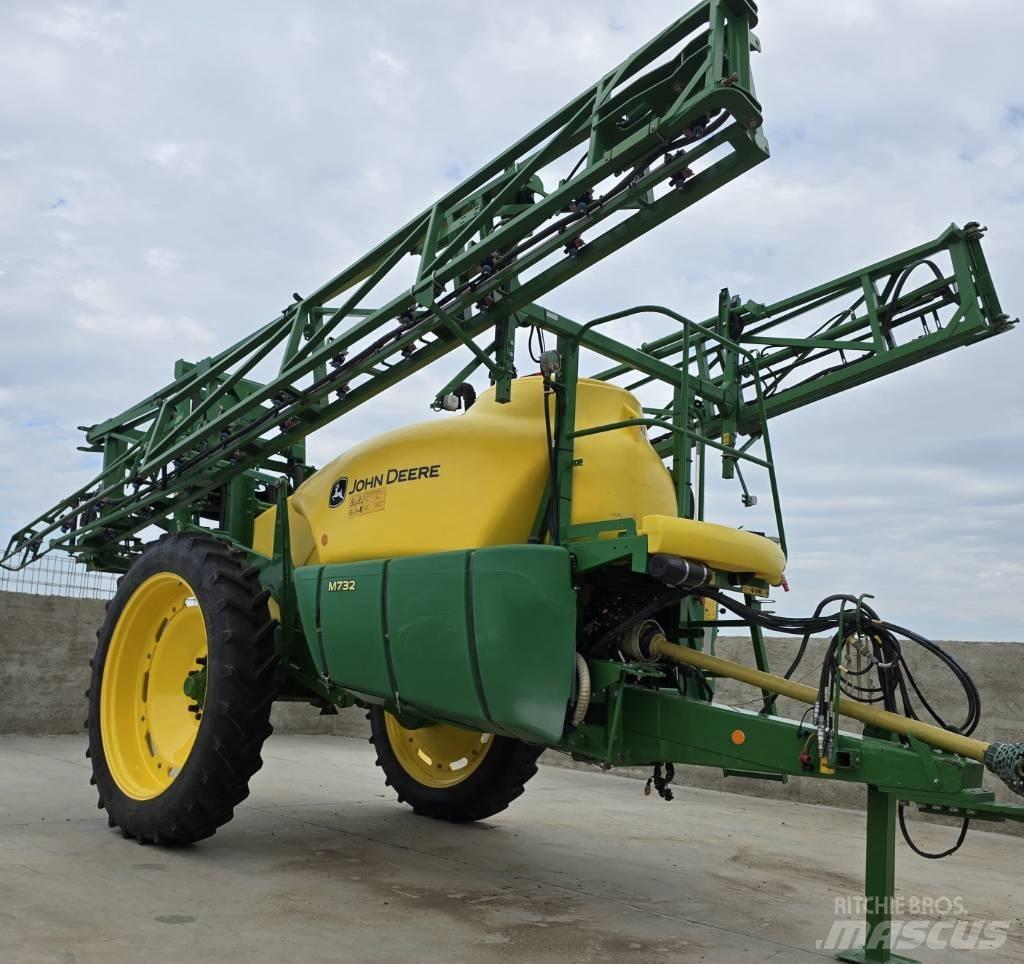 John Deere M 732 Pulvérisateurs traînés